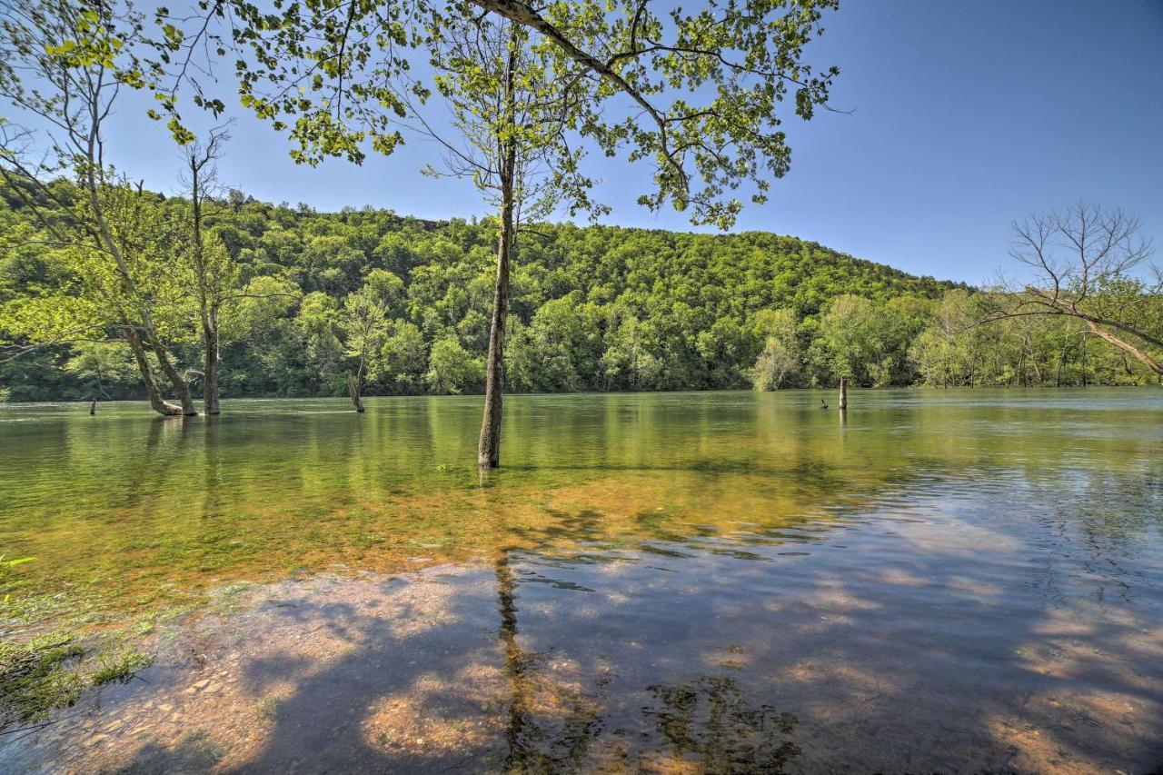 Lavish Branson Escape With Resort And Lake Access Εξωτερικό φωτογραφία